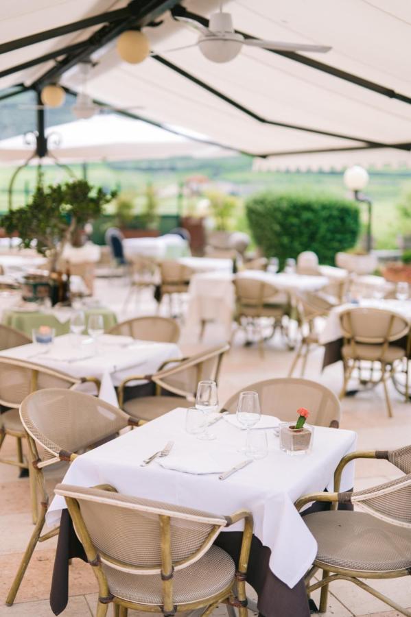Bacco D'Oro Wine & Relais Hotel Mezzane di Sotto Bagian luar foto
